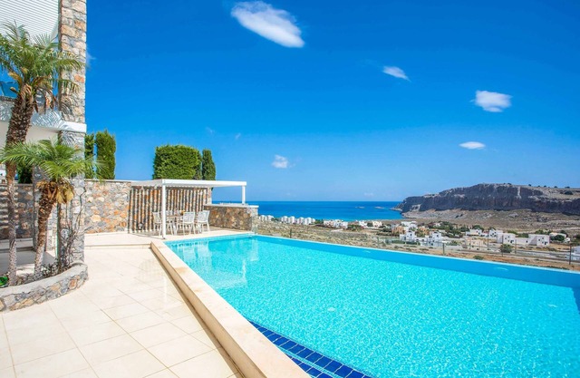 Villa Karma Lindos - Three Bedroom Villa, Sleeps 6