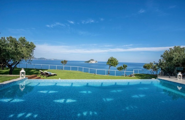 Villa Kaymaros - Three Bedroom Villa, Sleeps 7