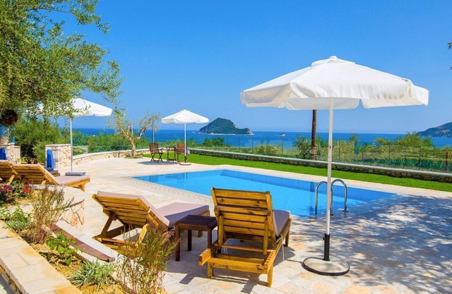 Villa Koukla - Three Bedroom Villa, Sleeps 6