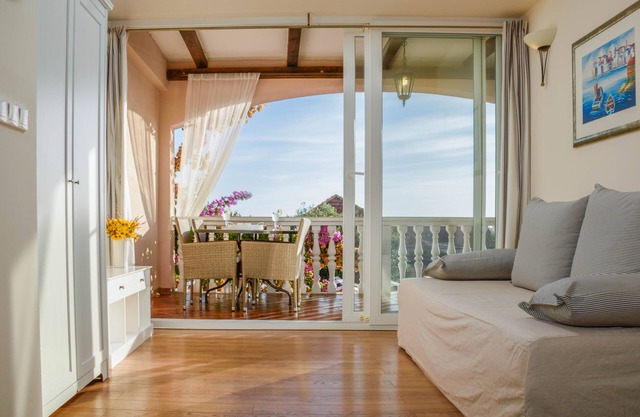 VILLA KRPETA, 1 bedroom apartment “Grafulin” for 2 to 4 people NEW