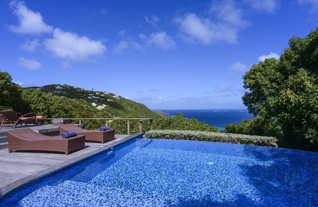 Villa Kuban 3BR in Colombier by Personal Villas - Asian Inspired Villa