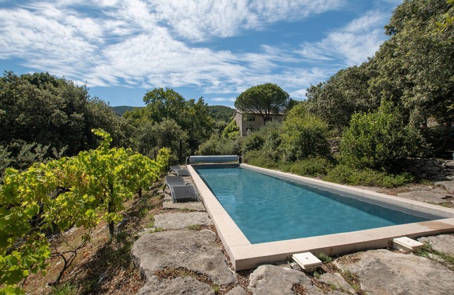 Villa 'L'Elzède 4 people' with mountain view, private pool and Wi-Fi
