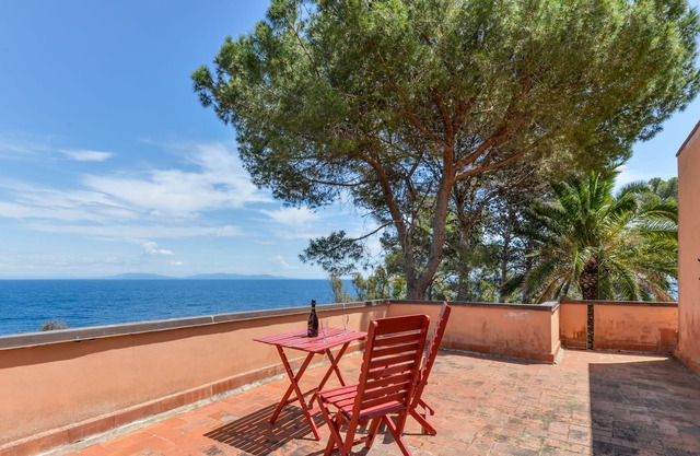 Villa "Le Terrazze Exclusive" with Sea View & Shared Pool