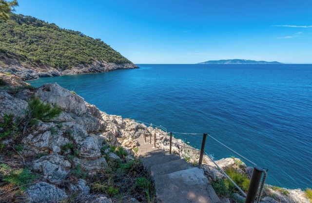 Villa Lentisco - Five Bedroom Villa, Sleeps 8