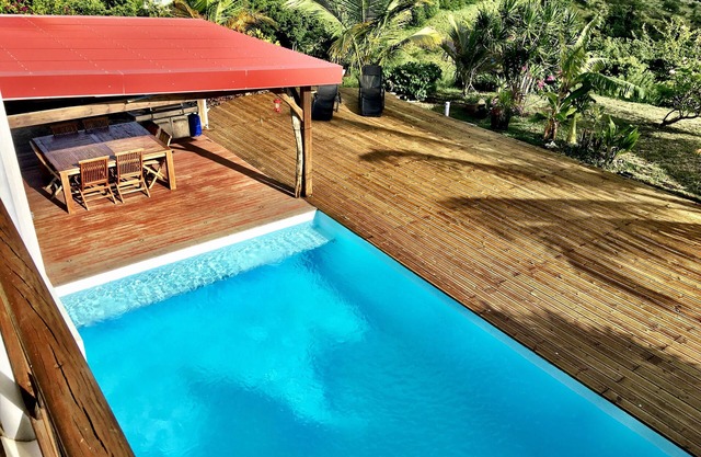 Villa Mabuya: A haven of peace with private pool and breathtaking views in Sainte-Anne