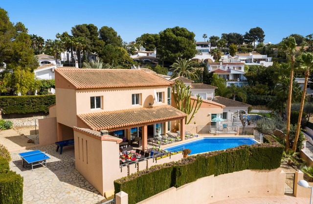Villa Mar Flores by Villa Plus