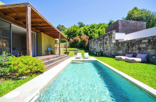 Villa Margarida - Two Bedroom Villa, Sleeps 4