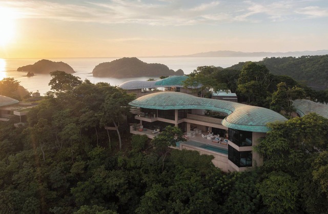 Villa Mariposa - Brand New - 7 Bedroom 8.5 Bath - Peninsula Papagayo