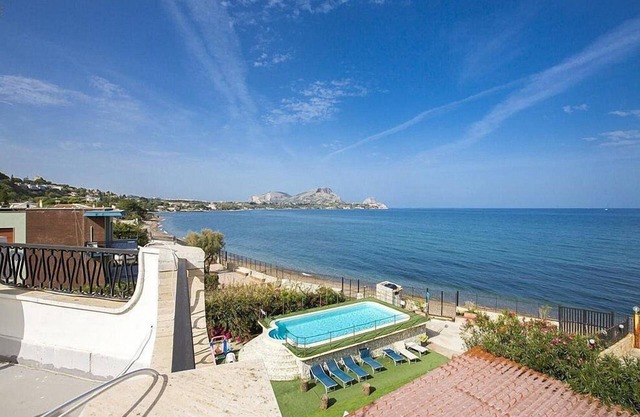 Villa Maristella: A spacious two-story villa located right on the beach, with Free WI-FI.