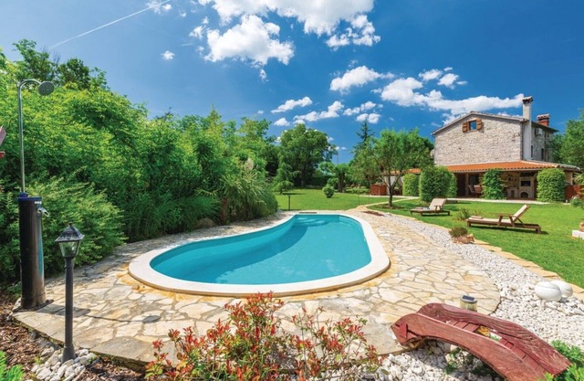 Villa Medaki in Medaki - Haus für 6 Personen
