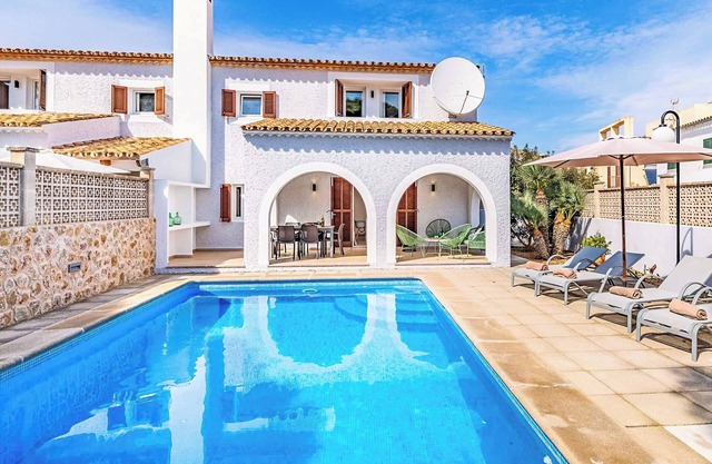 Villa Monsy 2 - Three Bedroom Villa, Sleeps 5
