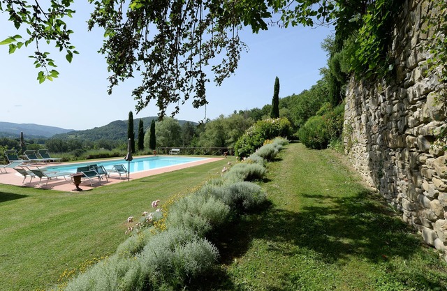 Villa Montanina - Relax in Tuscany