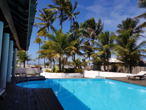 VILLA NACRI NA PRAIA con PISCINA ENTRE ILHEUS E ITACARE'