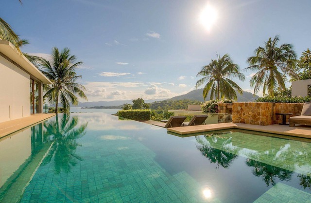 Villa Natcha - Four Bedroom Villa, Sleeps 8
