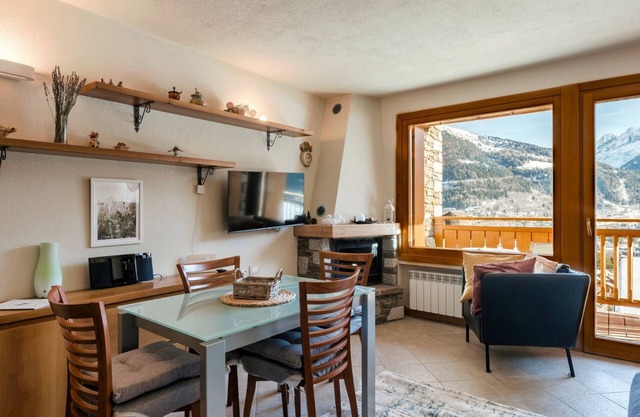 Villa Nice View - One Bedroom Apartment, Sleeps 4