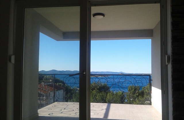 Villa Oleandra Apartments Drage * - luxury apartment with stunning sea views