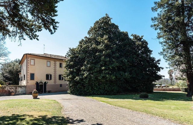 Villa Ott - Eight Bedroom Villa, Sleeps 15