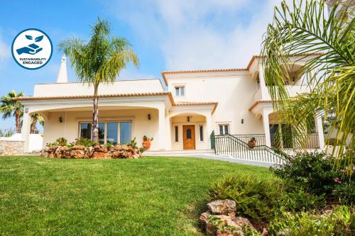 Villa Pauline by Algarve Vacation