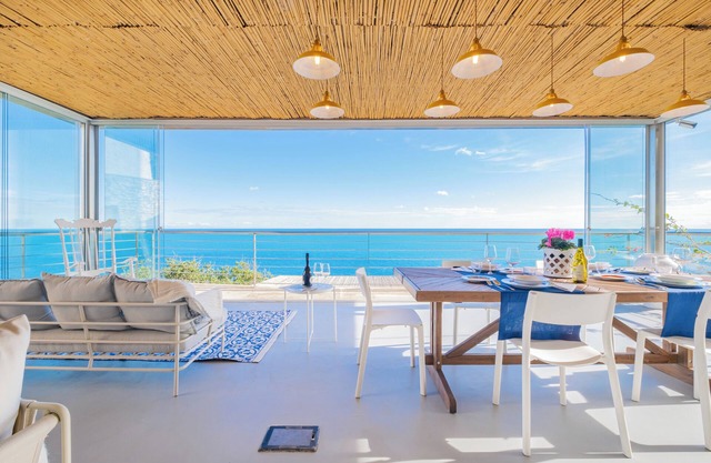 Villa Pethra Maris overlooking the Sea with Pool