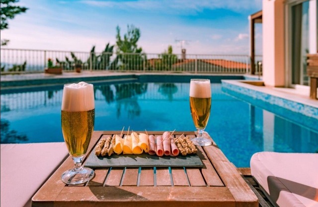 Villa Politia Luxury Villa with a Spectacular City View