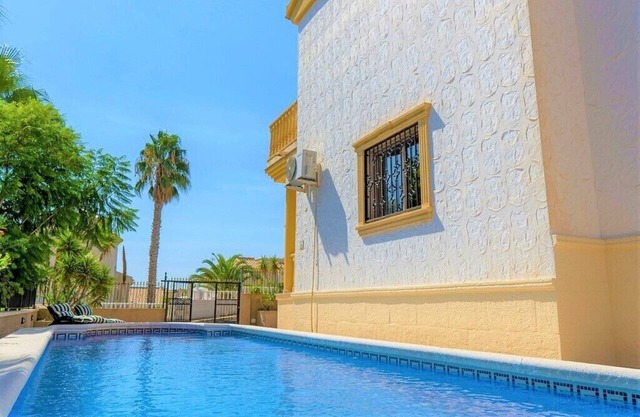 Villa Rose: A specious 3 bedroom, 2 bathroom villa with a privet swimming pool.