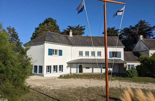 Villa Saint-Gildas on the waterfront