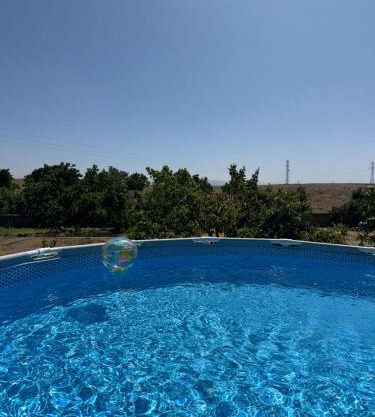 Villa Sandra and Pool near Airport