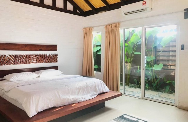 Villa Sawah, Langkawi with Private pool in secluded area.
