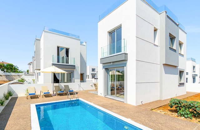Villa Seabreeze Chloe by Ezoria Villas