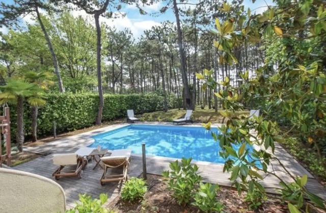 Villa Shumann with pool