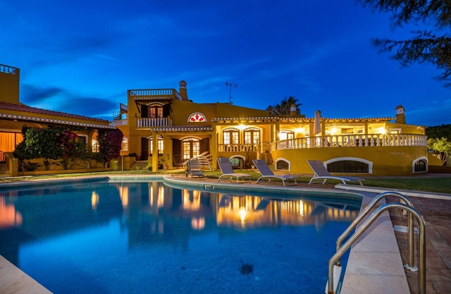 Villa Sobreiro with spacious living areas and a serene ambiance.