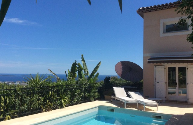 Villa Spacieuse 160m2 Piscine Privée Climatisée Vue Mer Imprenable Wifi Gratuite