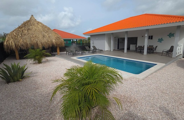 Villa Stellmae - 3BR, 2 Bath home in Fontein - Private pool - Built in 2025