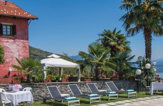 Villa Stresa Tulipano - 4 Guests