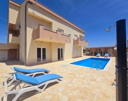 Villa Sun with pool