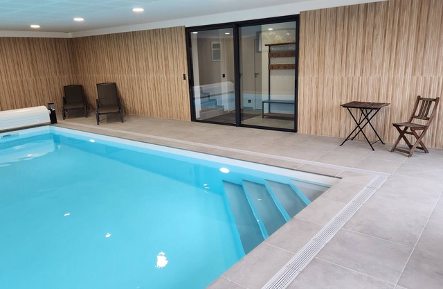 Villa Ty Spa Avec sa vue mer à Plouhinec et sa Piscine Chauffée