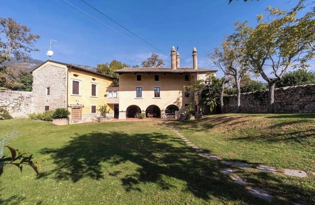 Villa Veneta in the country side of Verona, five minutes from the Lake of Garda