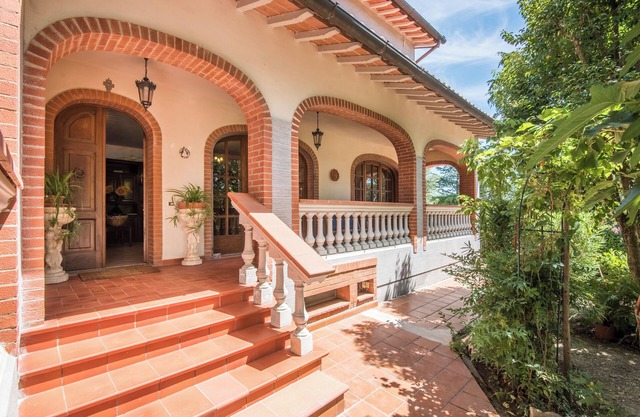 Villa 'Vanna - Certaldo' with Garden & Wi-Fi