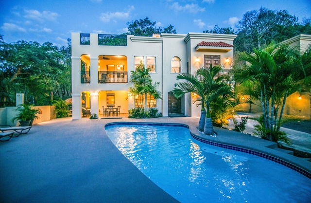 Villa w/Ocean Sunset Views & Pool: Easy Stroll to Beach & Restaurants- WiFi