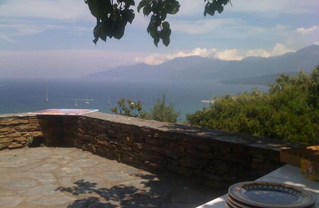 villa with magnificent views of the Gulf of St Florent