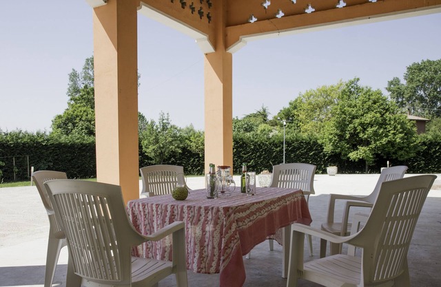VILLA WITH POOL, 12 BEDS TO BE ABLE TO SPEND THE MAGNIFICENT HOLIDAYS