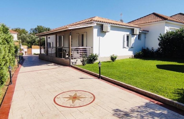 Villa Yakinthi
