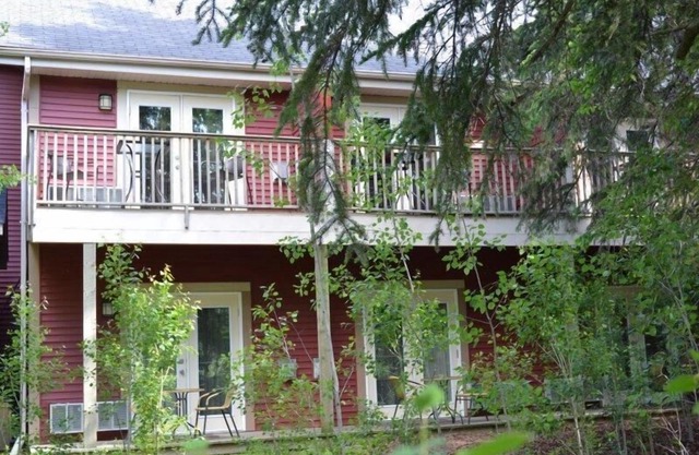 Village Creek Country Inn