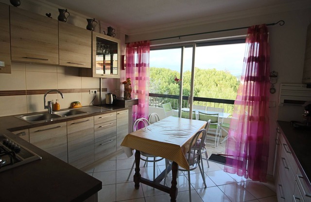 VILLENEUVE LOUBET BEACH 5MN FROM BEACHES, 2 BEDROOMS 2 BATHROOMS SEA VIEW, TENNIS