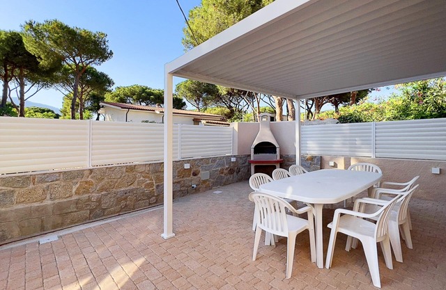 VILLETTA MONTECRISTO - VILLETTA MONTECRISTO