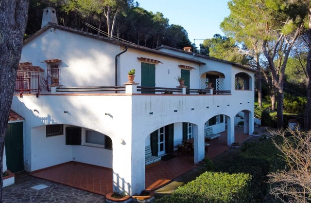 Villino La Rocca 500 meter far the beach of Marina di Campo