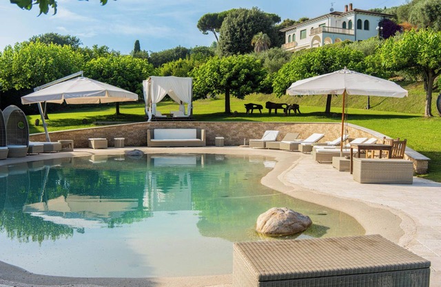 VILLINO MARJORIE- Relax Pool, Parking 2 Steps from the Center