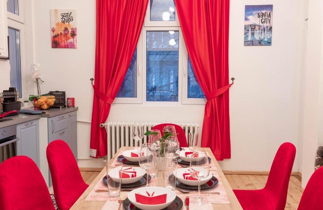 Vintage bohemian Paradise with Xbox Series X for BIG groups
