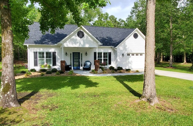 Virginia County Cottage