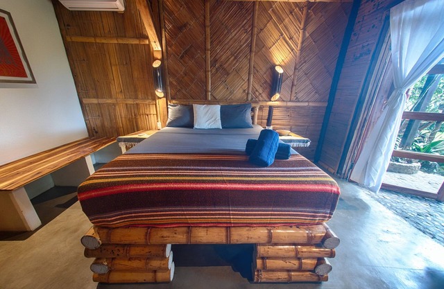 Vistamar Guest House